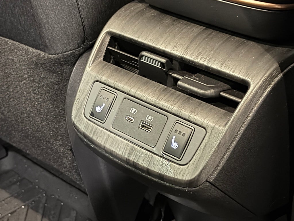 Nissan Ariya 87kwh | EVOLVE | Moms | All utrustning 2023