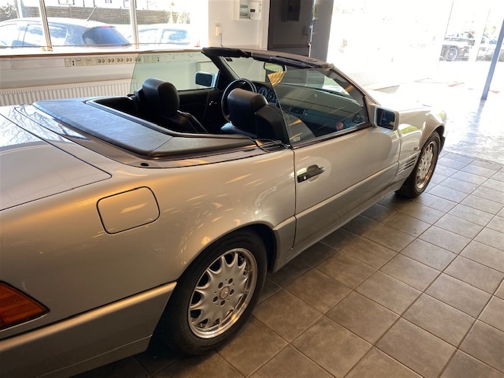Mercedes-Benz 500 1993, photo 4/24