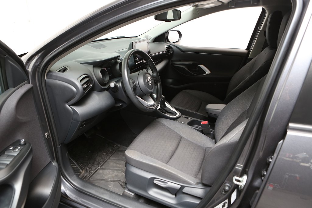 Toyota Yaris 1,5 VVT-i Hybrid CVT Active Plus 5D 2023
