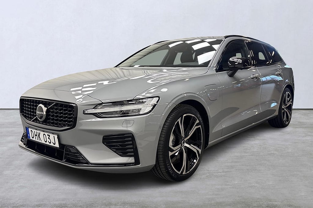 Volvo V60 T6 Plus Dark Nordic Edition