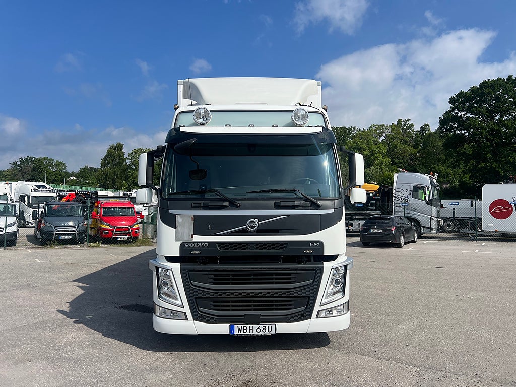 Volvo FM13 410 6x2 Skåpbil, *17 400 Mil*, Euro 6