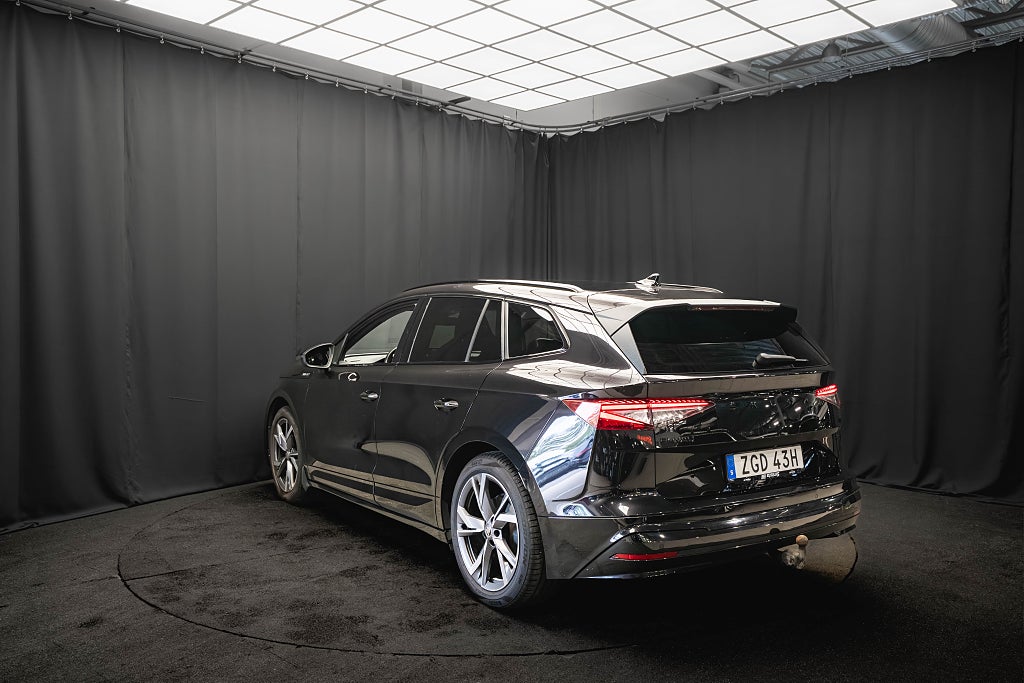 Skoda Enyaq iV 80 SPORTLINE DRAG KAMERA ELSTOL 1-ÄGARE MOMS 204hk