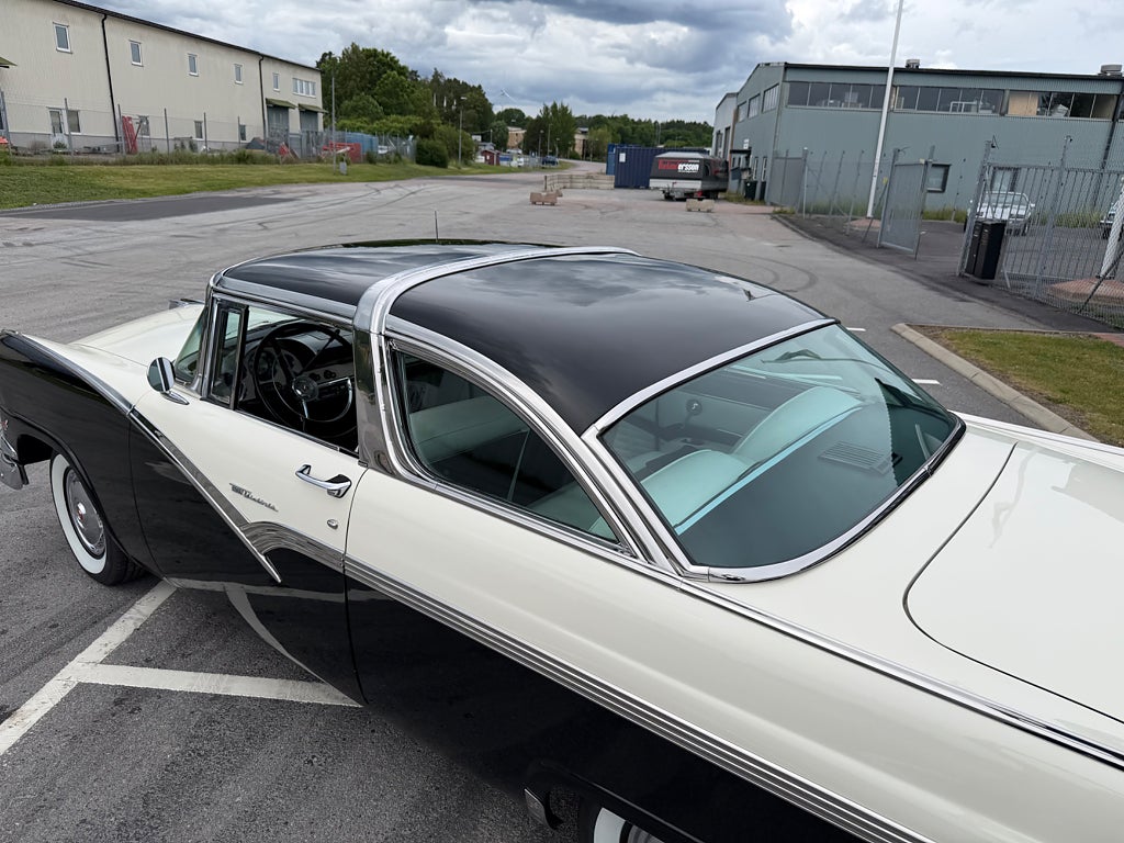 Ford Fairlane Crown Victoria 4.8 V8 Fordomatic