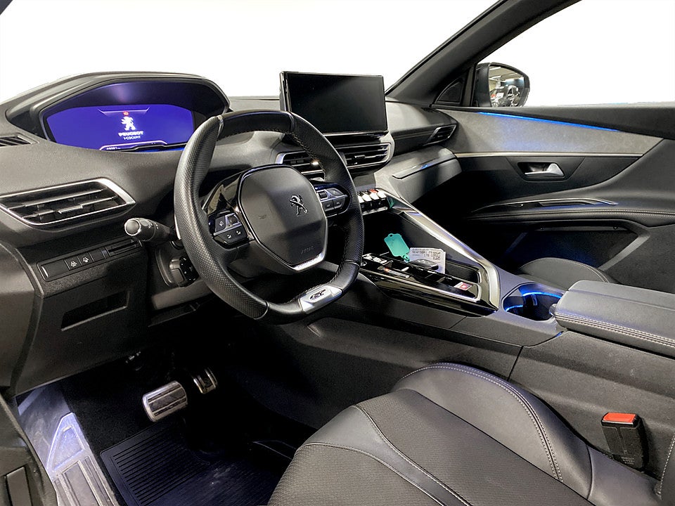 Bild på Peugeot 3008 GT 1.2 PT 130hk Aut B-KAMERA CARPLAY