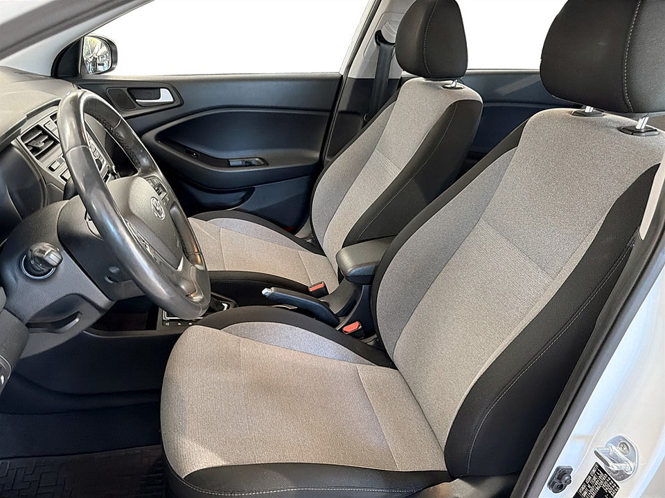 Bild på Hyundai i20 1.4 Premium Euro 6
