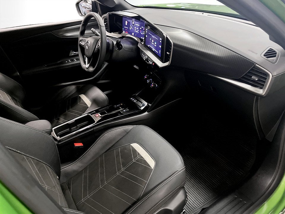 Bild på Opel Mokka Ultimate 1.2 PT 130hk Aut - B-KAMERA, CARPLAY