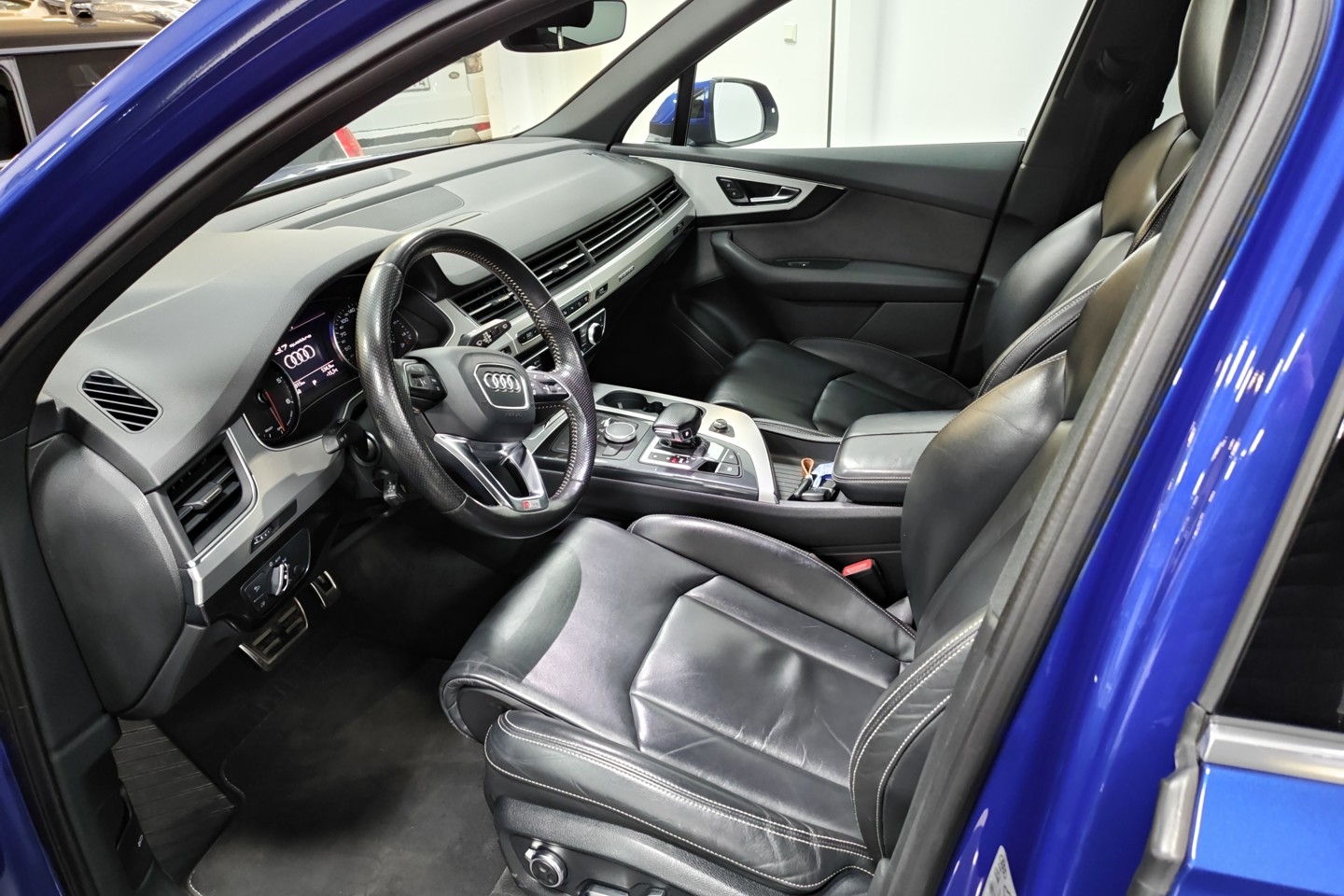 Audi Q7 3.0 TDI V6 quattro S Line 2016, bild 7/32