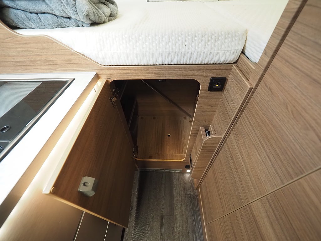 Knaus Tourer Van 500 MQ Vansation Markis Solcell AUT 4 Bäddar 2023