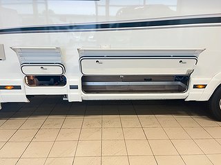 Husbil-integrerad Kabe IMPERIAL 910 T 9 av 31