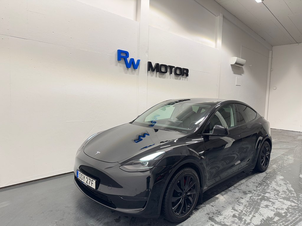 Tesla Model Y Performance AWD 534hk Pano Kameror Värmepump