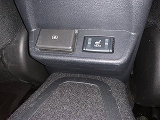 Halvkombi Nissan Leaf 9 av 21