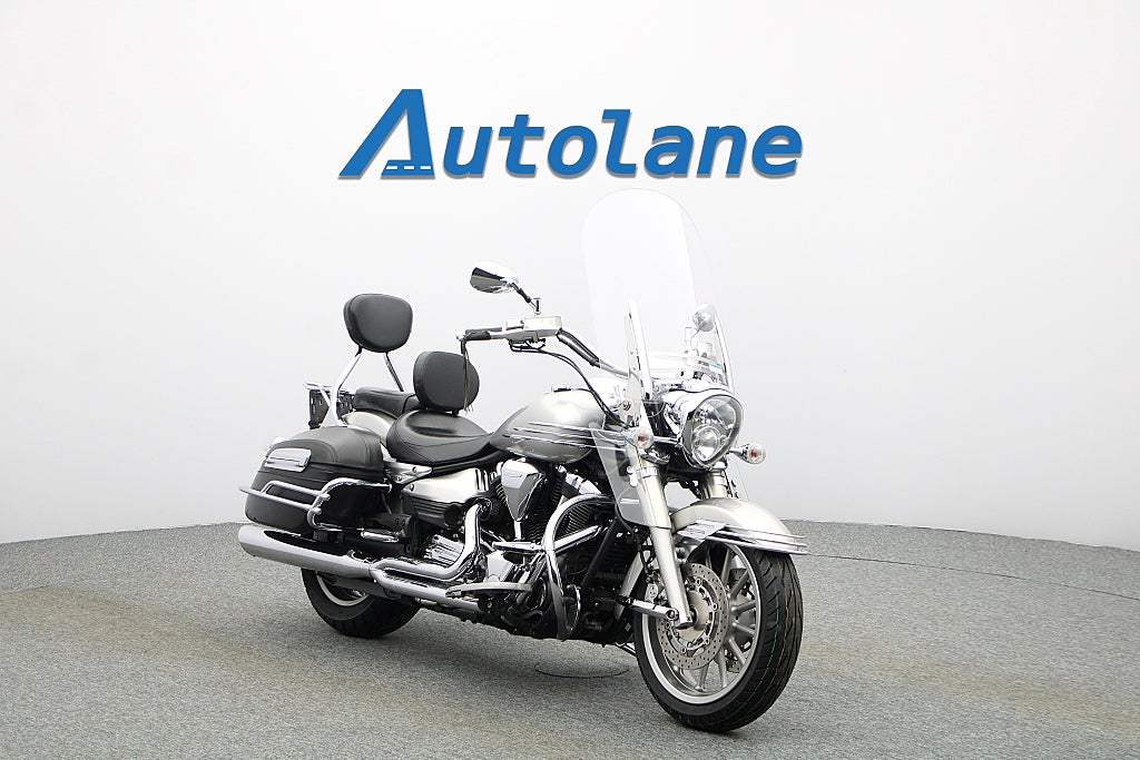 Yamaha XV1900A Midnight Star *Vance & Hines, Nyservad, Nya däck 