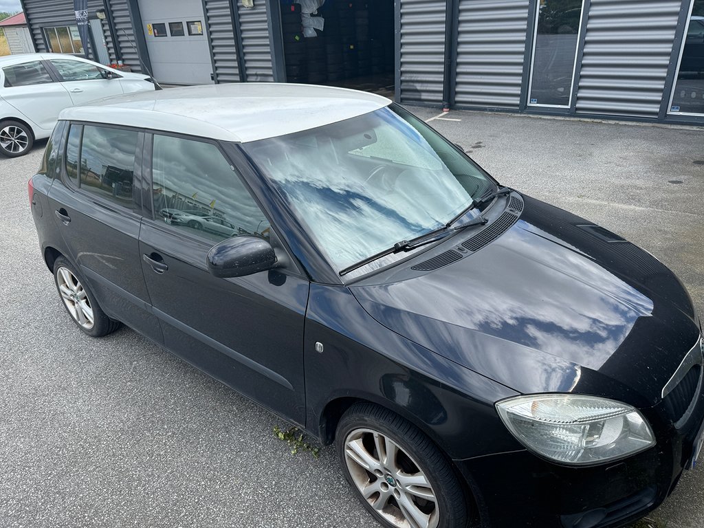 Skoda Fabia 1.4 Sport Endast 2 ägare sedan ny