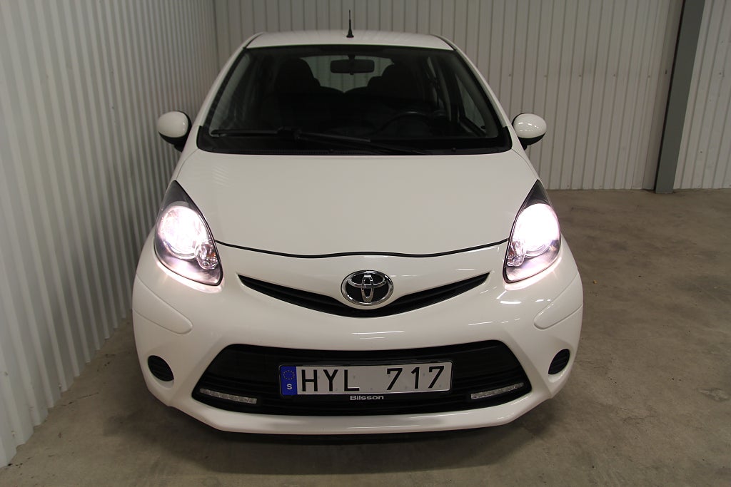 Toyota Aygo 5-dörrar 1.0 VVT-i Automat, 1 ägare, bluetooth