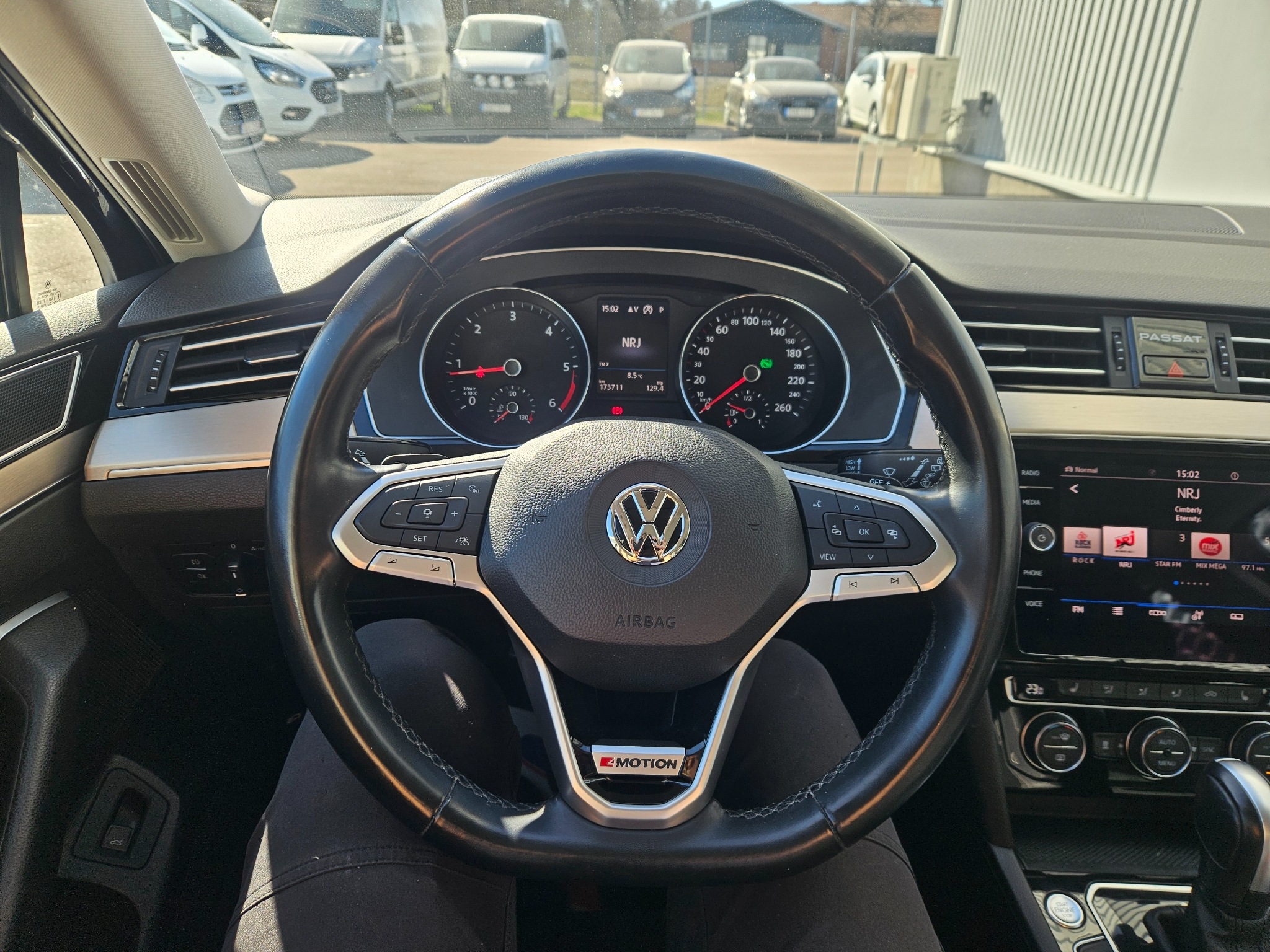 Volkswagen Passat 2020, bild 5/49