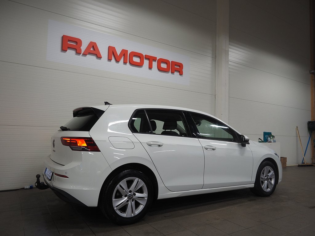 Volkswagen Golf 1.5 eTSI 150hk Automat | Drag | Kamera | Nav 2021