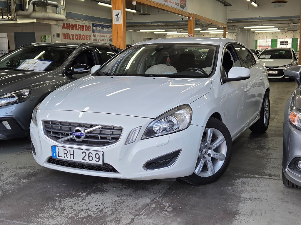 Volvo S60 S60 DRIVe D2 Automat Powershift Momentum 0% Ränta