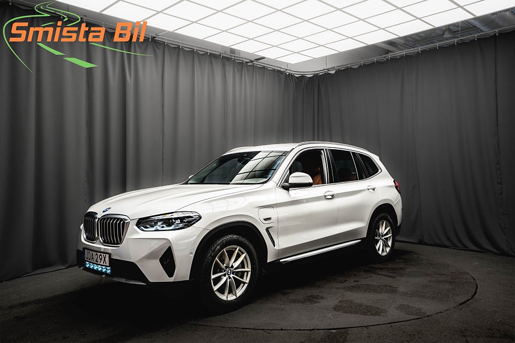BMW X3 xDrive30e LÄDER DRAG KAMERA CARPLAY 292hk 