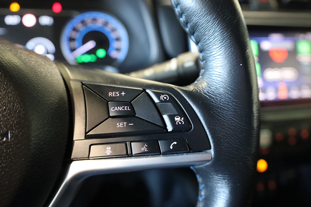 Nissan Leaf 40 kWh N-Connecta Navi 360° Värmare Leasbar CarPlay 2021