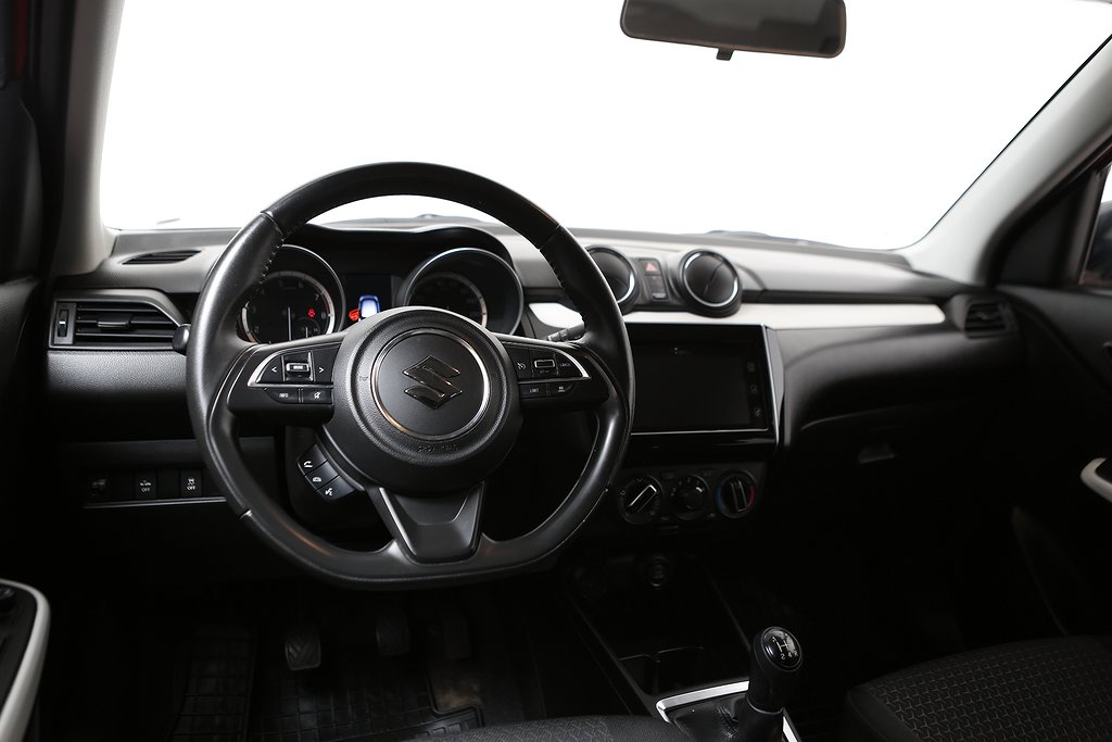 Suzuki Swift 1,2 90hk 5D Adaptiv Farthålllare Backkamera 2018