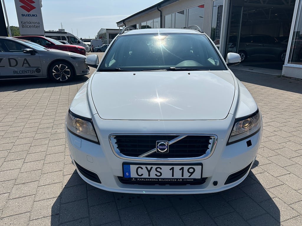 Volvo V50 T5 (230 hk) Kinetic DRAGKROK