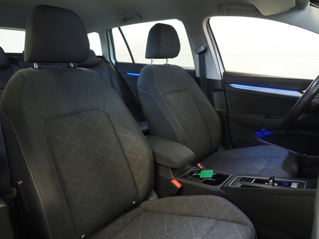 Volkswagen Golf Sportscombi 2.0 TDI DSG Aut Cockpit P-Sensorer Carplay 2022