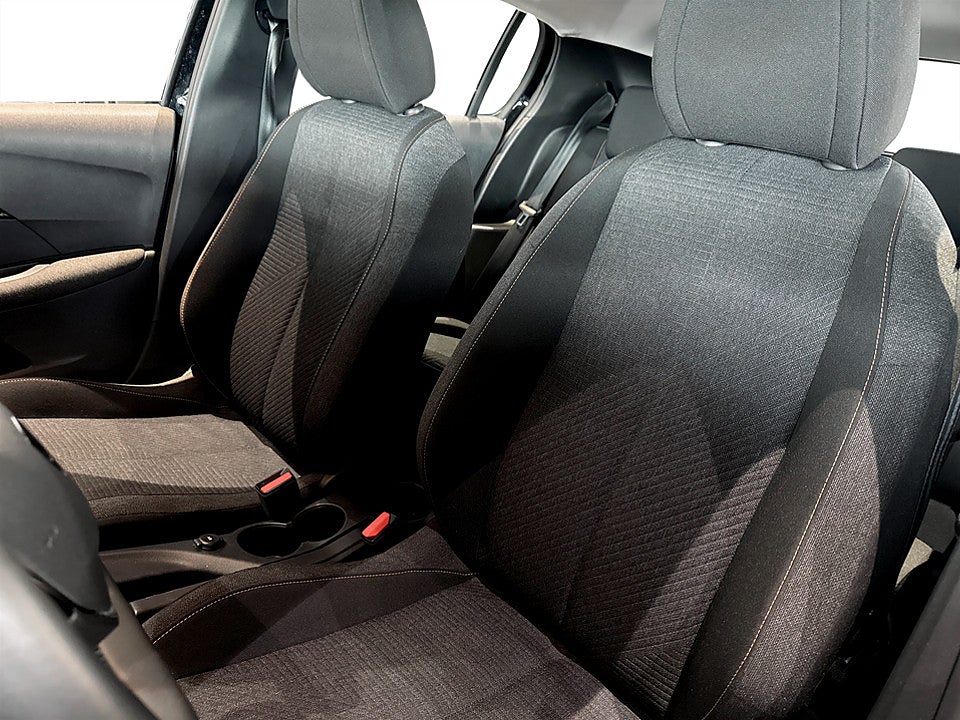 Bild på Peugeot 208 Style Hybrid 100hk Aut CARPLAY BACKSENSORER