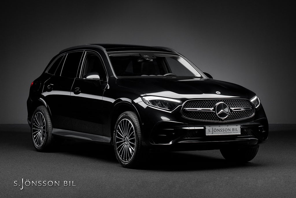 Mercedes-Benz GLC 300 e AMG 4MATIC / Minnespaket / Panorama