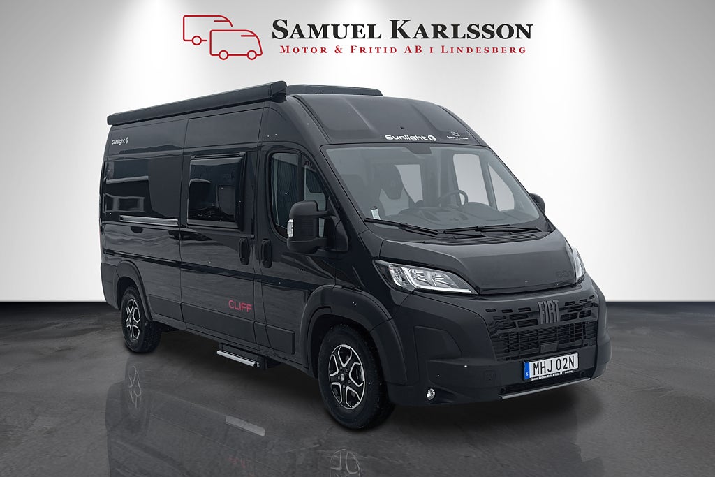 Sunlight Cliff Adventure 601 180hk Automat | Fabriksny