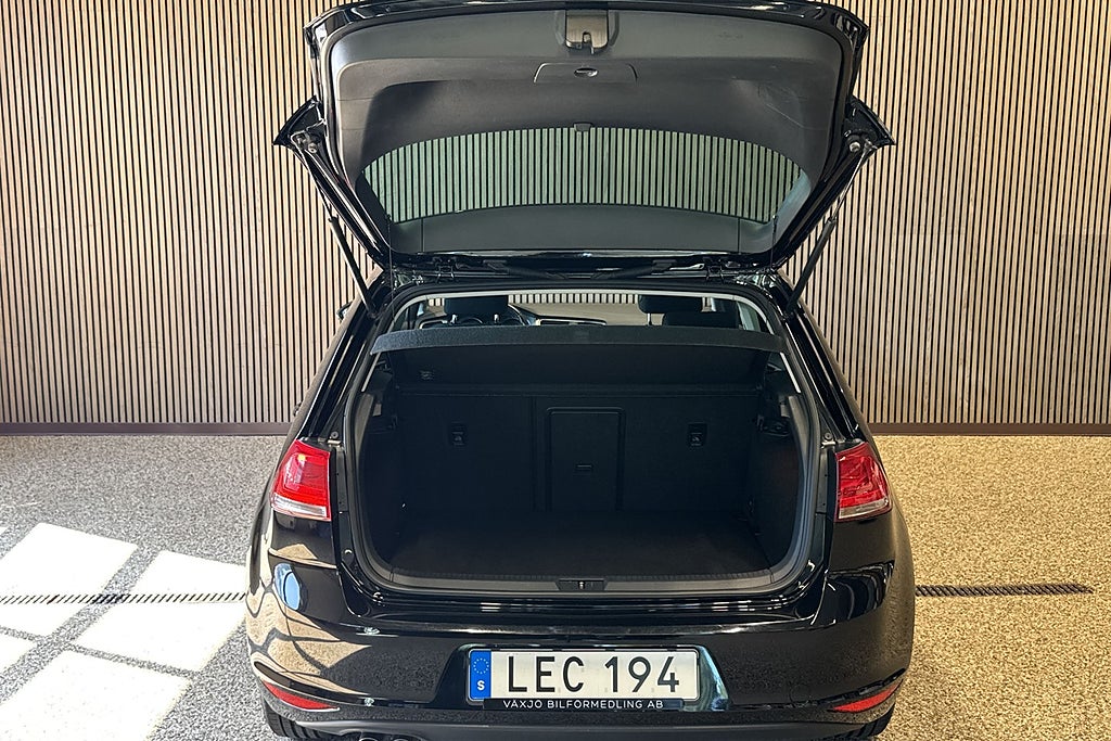 Volkswagen Golf 5-dörrar 1.6 TDI DPF BMT 4Motion Base