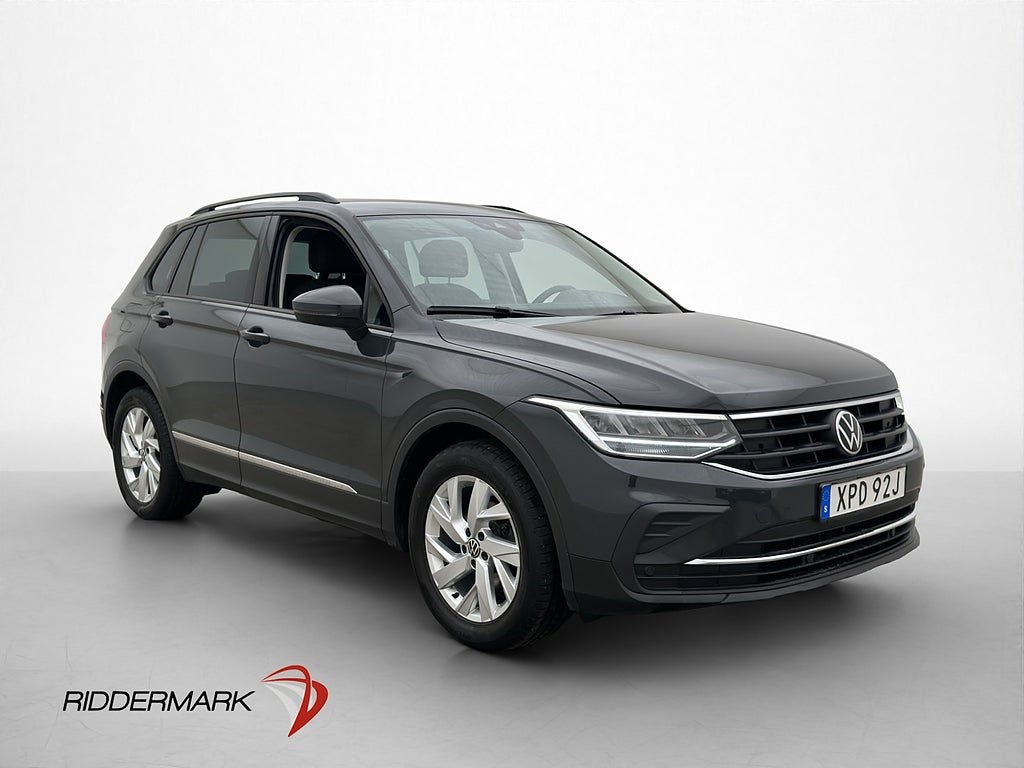 Volkswagen Tiguan TSI 150hk Drag Värmare Kamera CarPlay MOMS