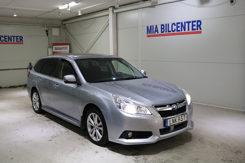 Subaru Legacy  2.5 4WD Automat / Kamera / Drag