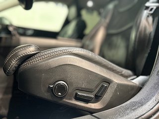 Volvo V60 T6 AWD Inscription Pvärm Pano 360° VoC GPS HuD SoV