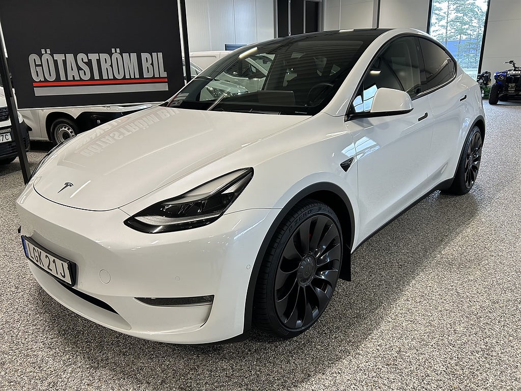 Tesla Model Y Performance 534hk /Vhjul,Rattvärme,mm