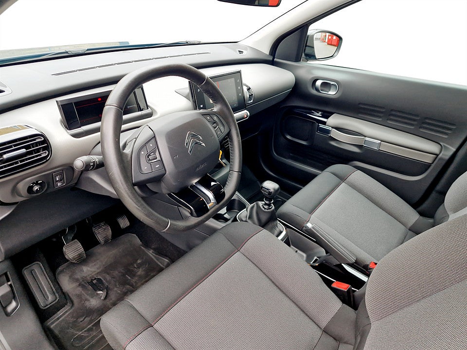 Bild på Citroën C4 Cactus 1.2 PT 100hk KAMREMSBYTT BACKSENSORER FARTHÅLLARE