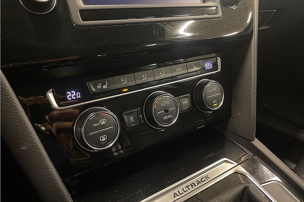 Volkswagen Passat Alltrack 2.0 TDI 4M, läder, värmare, FR 2,95%