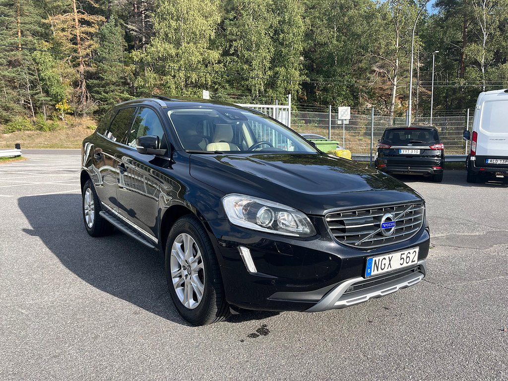 Volvo XC60 D5 AWD 215hk Automat Summum 1 Ägare Fullutrustad