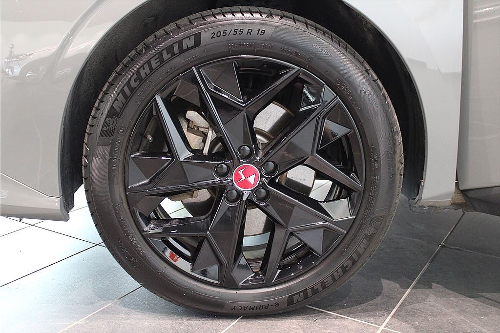 Bild på DS 4 Performance Line E-Tense 225hk Aut - MOTORISERAD BAKLUCKA, B-KAM