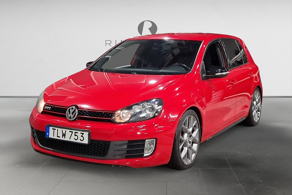 Volkswagen Golf GTI 2.0 TSI 211 HK FARTHÅLLARE BLUETOOTH 18"