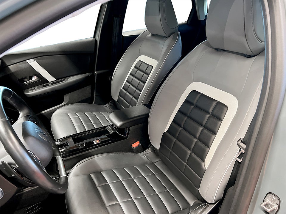 Bild på Citroen C4 Max Hybrid 145hk Aut B-KAMERA CARPLAY