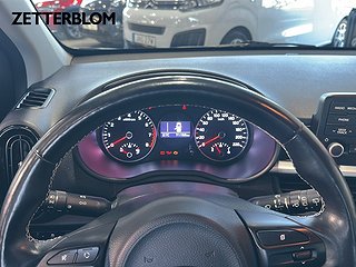 Halvkombi Kia Picanto 11 av 17