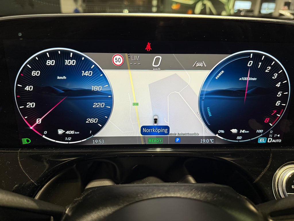 Mercedes-Benz E 300 e AMG Kombi Superscreen Läder 20tum - bild 14