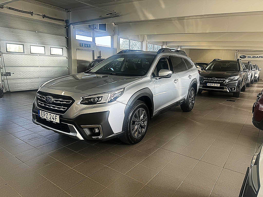Subaru Outback 2.5 4wd XFuel Limited -Låg Skatt, v-hjul,drag