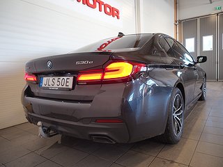 Sedan BMW 530e 7 av 26
