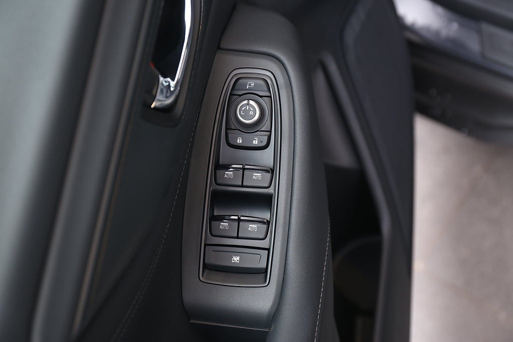 Subaru Outback Limited| 3 fria Service.