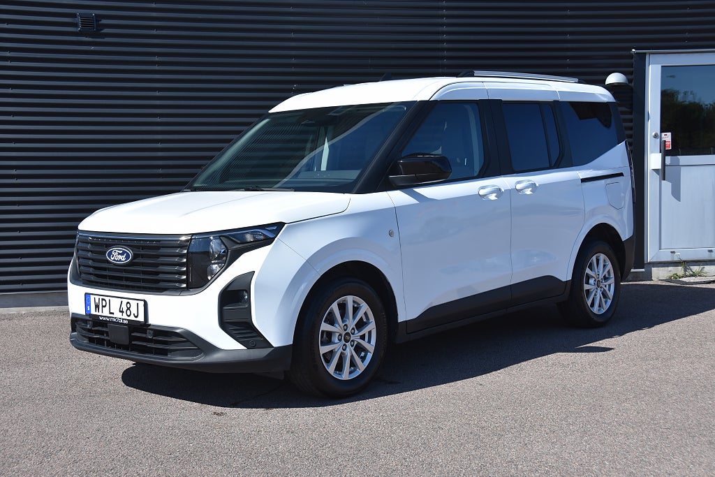 Ford Tourneo Courier 1.0 EcoBoost 5-Sits Carplay Backkamera Rattvärme Eu6