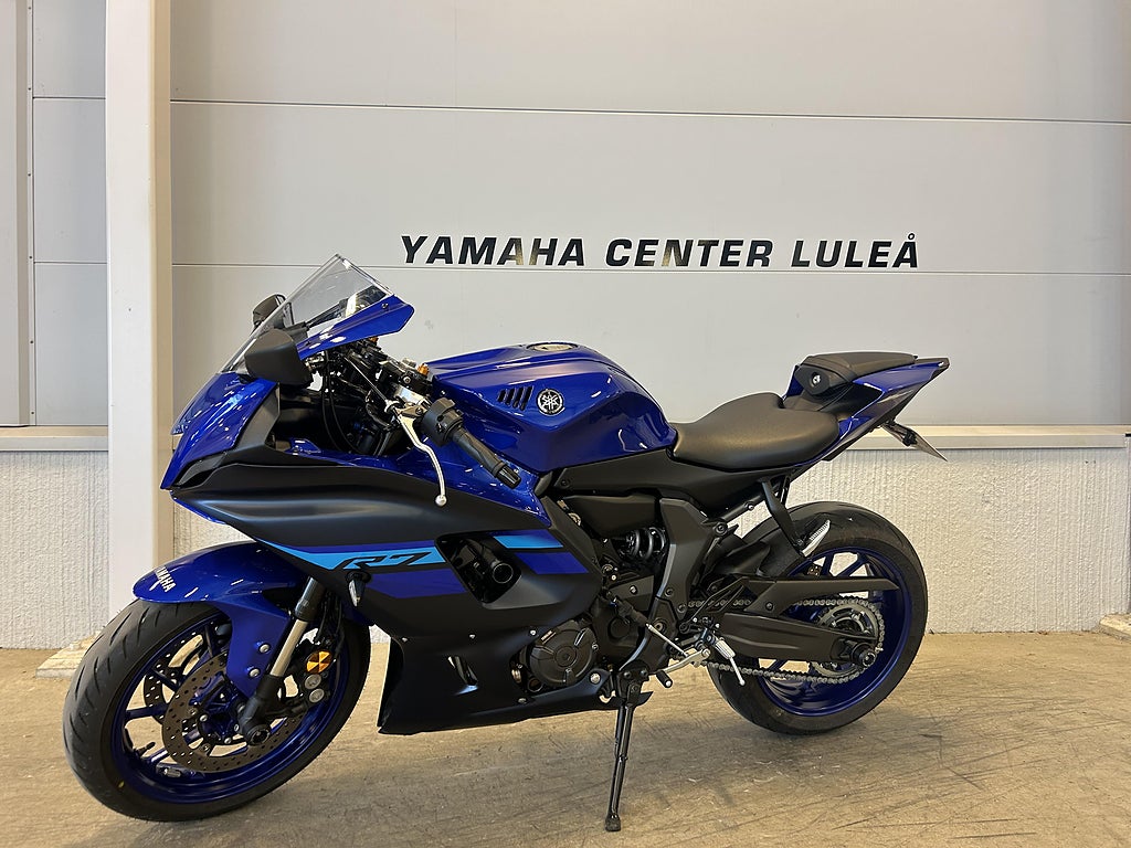 Yamaha YZF-R7 