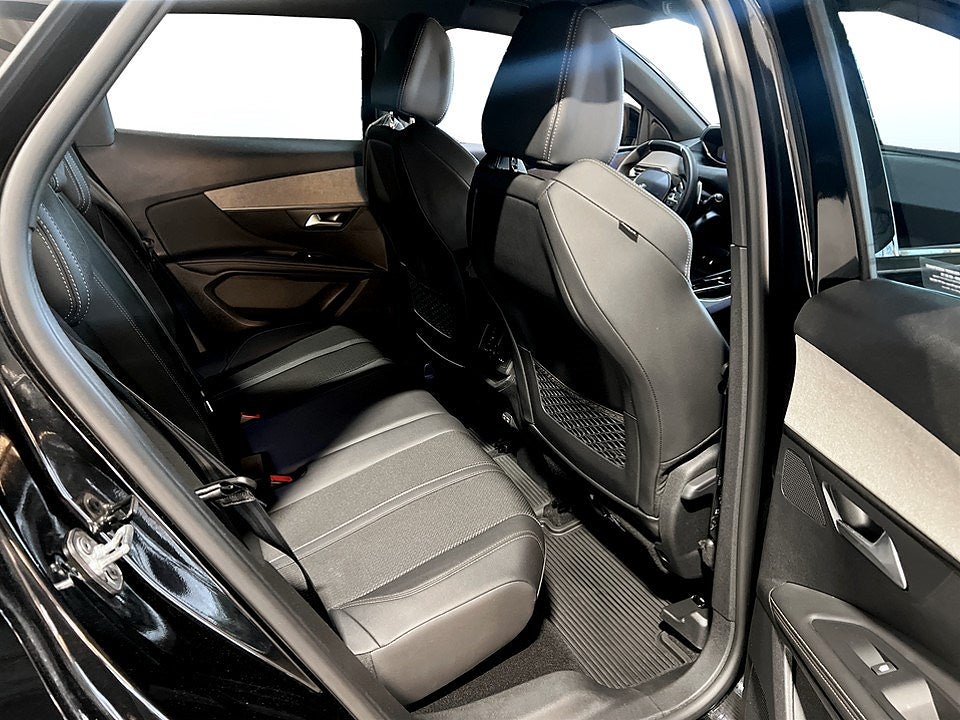 Bild på Peugeot 3008 GT 1.2 PT 130hk Aut - B-KAMERA, 1 ÄGARE