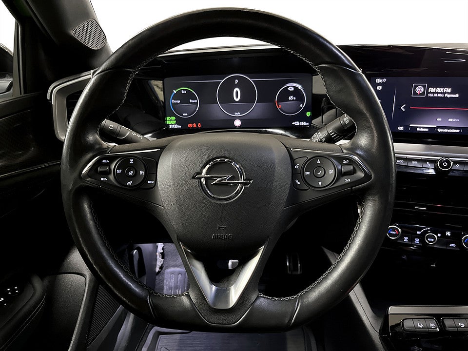 Bild på Opel Mokka-e Ultimate 50 kWh Aut B-KAMERA CARPLAY 136hk 