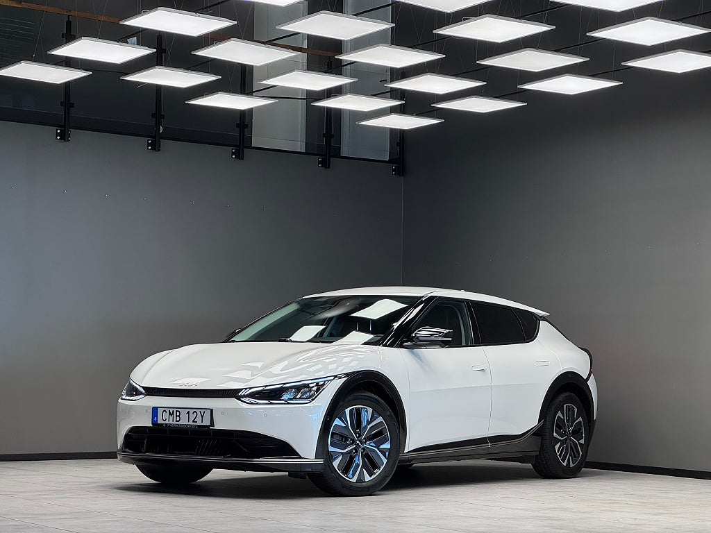 Kia EV6 77.4 kWh PLUS / Läder / 360° / Carplay / Navi